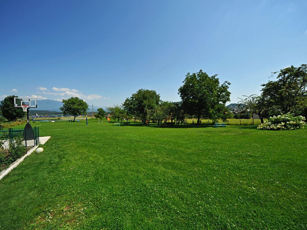 Pension Piovesan Faak am See Exteriör bild