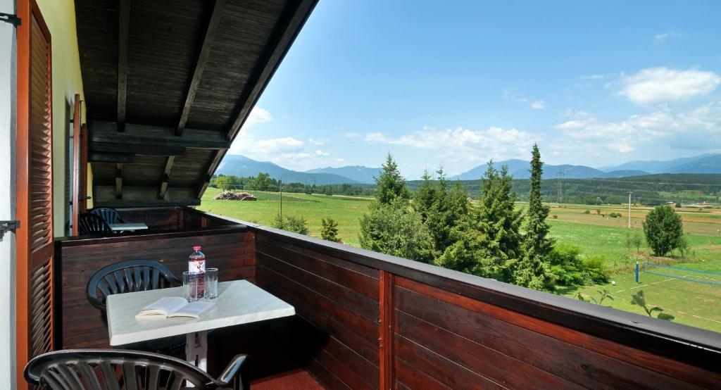 Pension Piovesan Faak am See Exteriör bild